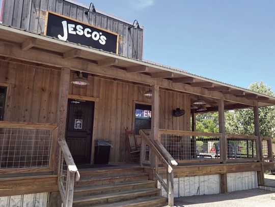 COLD DRINKS, COOL VIBES ON TAP