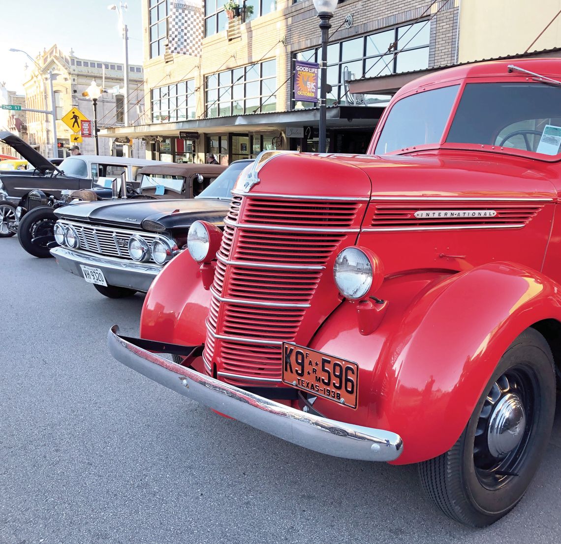 PUMPKINS, GHOSTS AND CARS Galore!